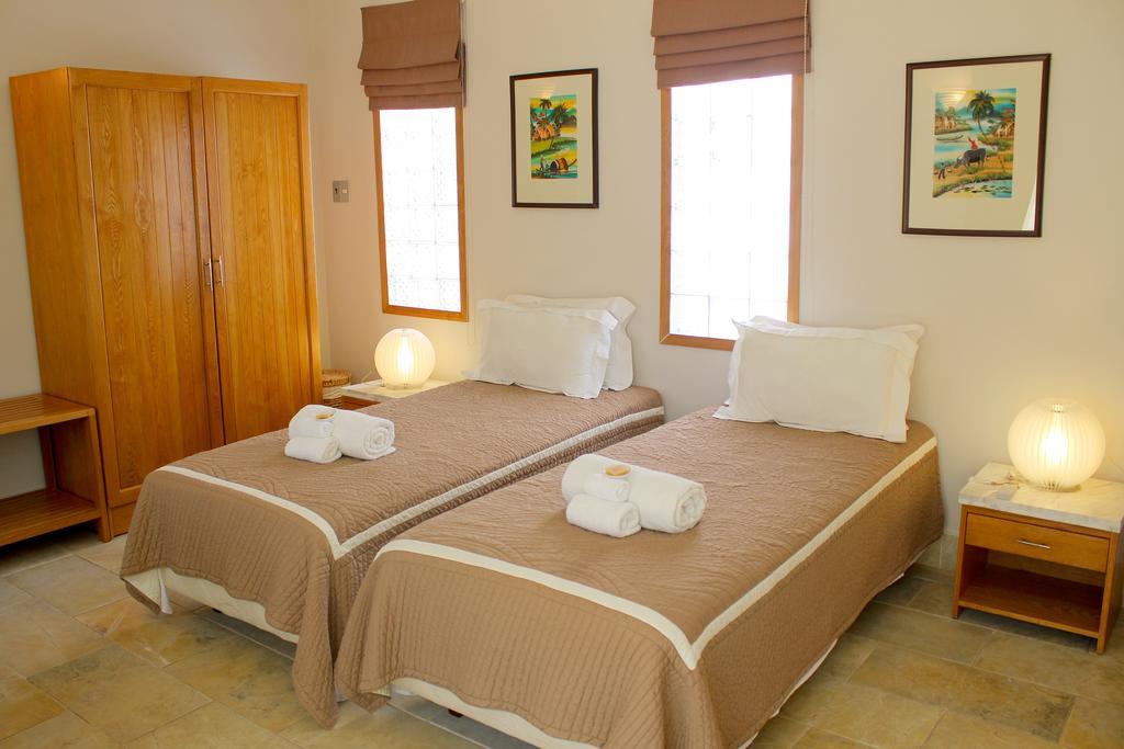 Shades Resort Mui Ne Room photo