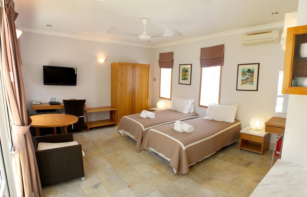Shades Resort Mui Ne Room photo